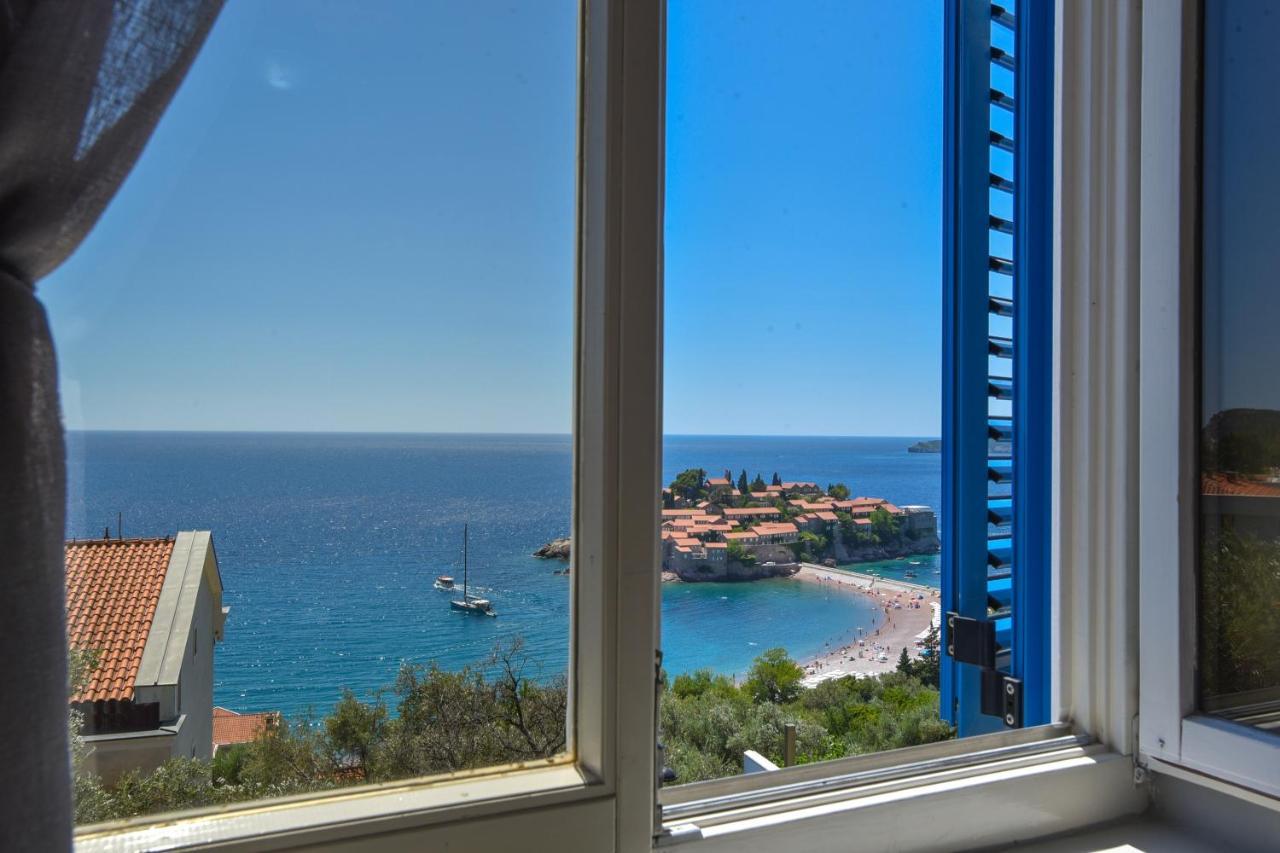 Apartments And Rooms Drago Sveti Stefan Bagian luar foto