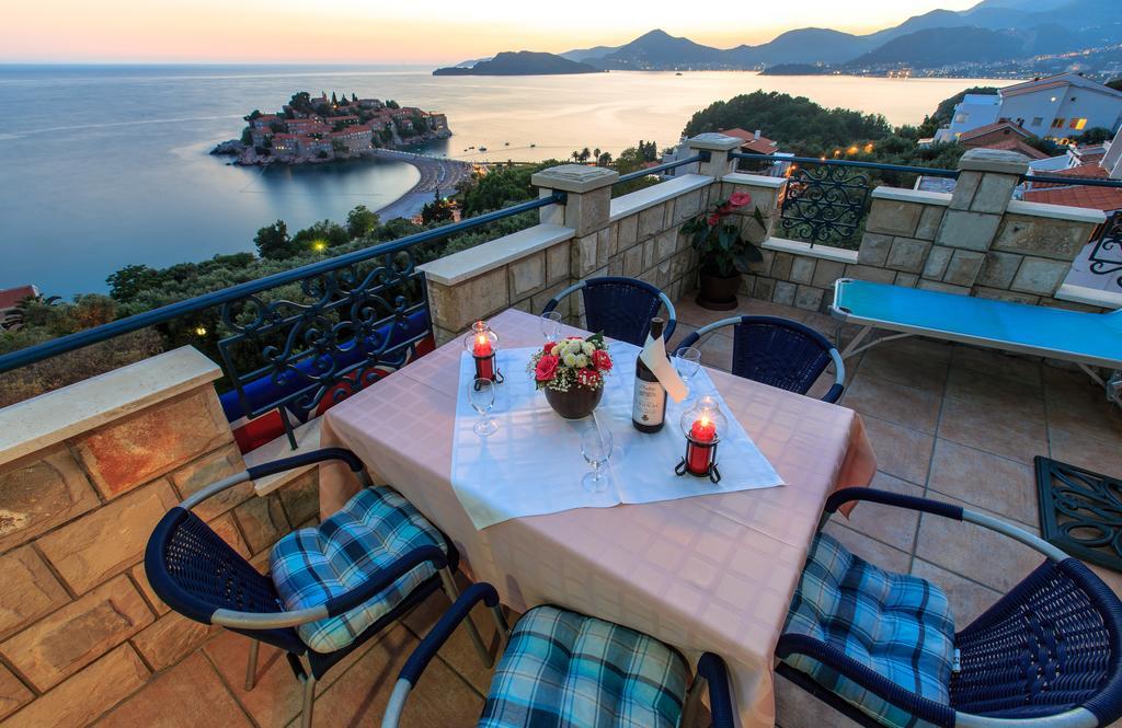 Apartments And Rooms Drago Sveti Stefan Ruang foto
