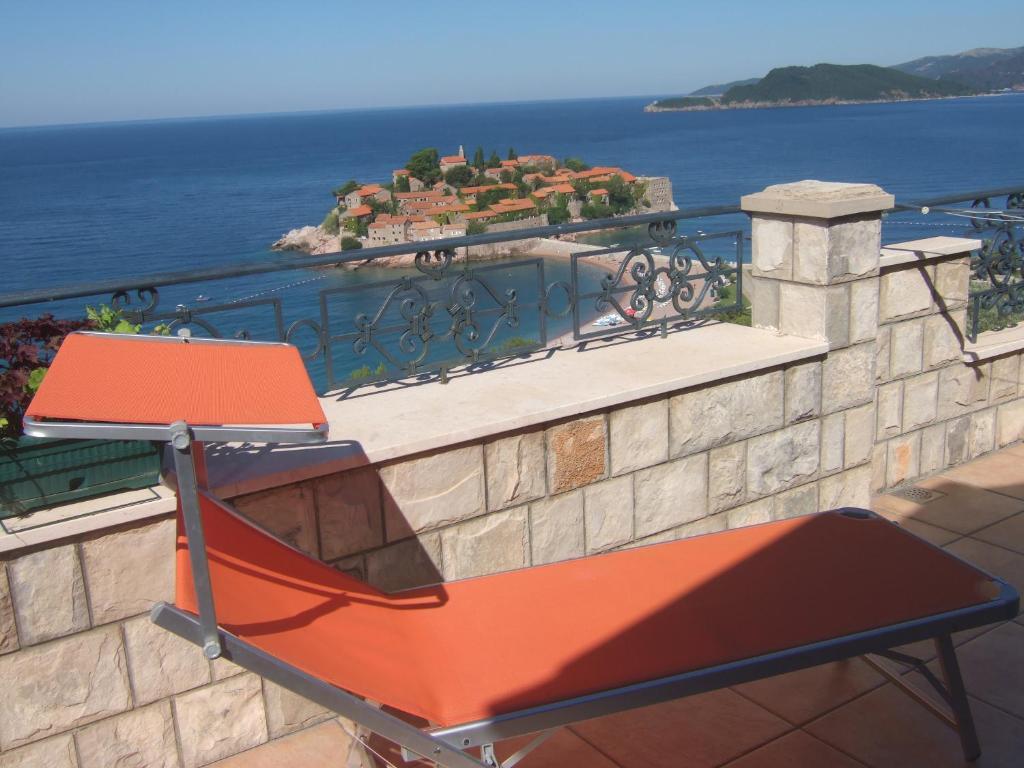 Apartments And Rooms Drago Sveti Stefan Ruang foto